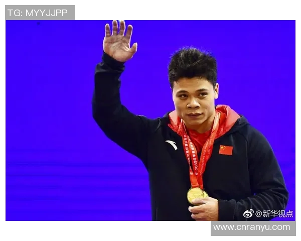 成都羽毛球队在世界杯预选赛中以63分稳居积分榜首位